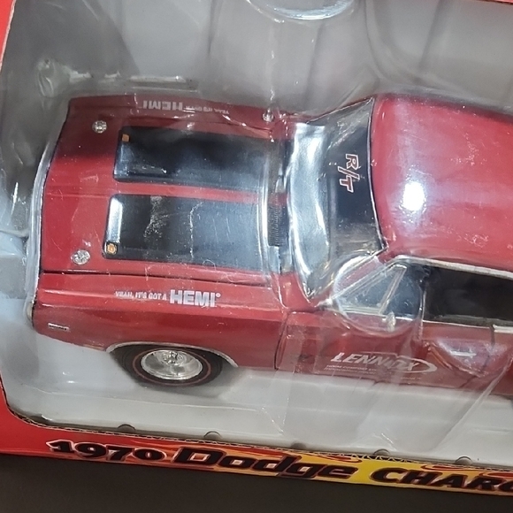 1970 Dodge Charger R/T Model Car - Red - Picture 5 of 8